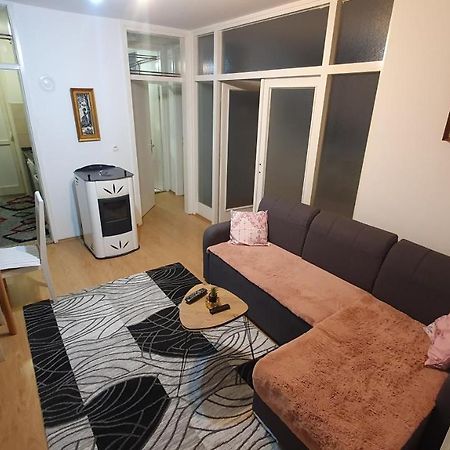 Apartman Dina بيهاتش المظهر الخارجي الصورة